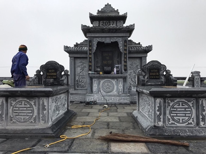 Chinh dien Lang tho da Dao toc