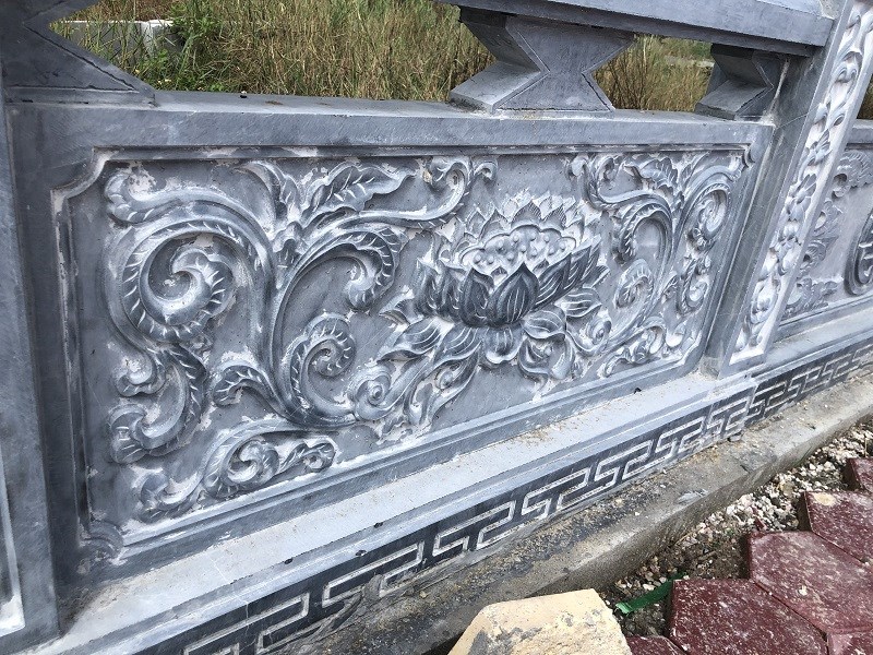 Chi tiet Lan can da Bong Cuc Hoa Cua Khu Lang mo da DEP