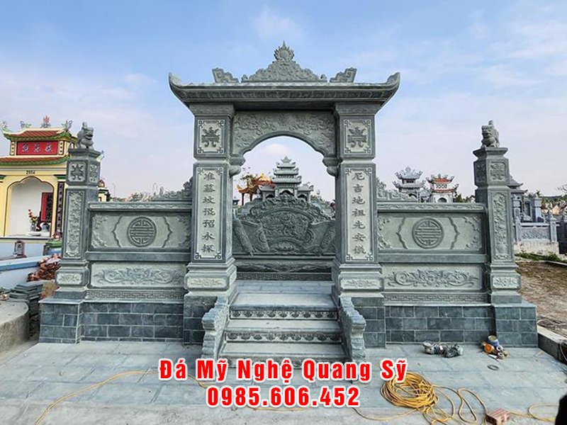 Cong da 1 mai da xanh reu Lang Mo da Ninh Binh